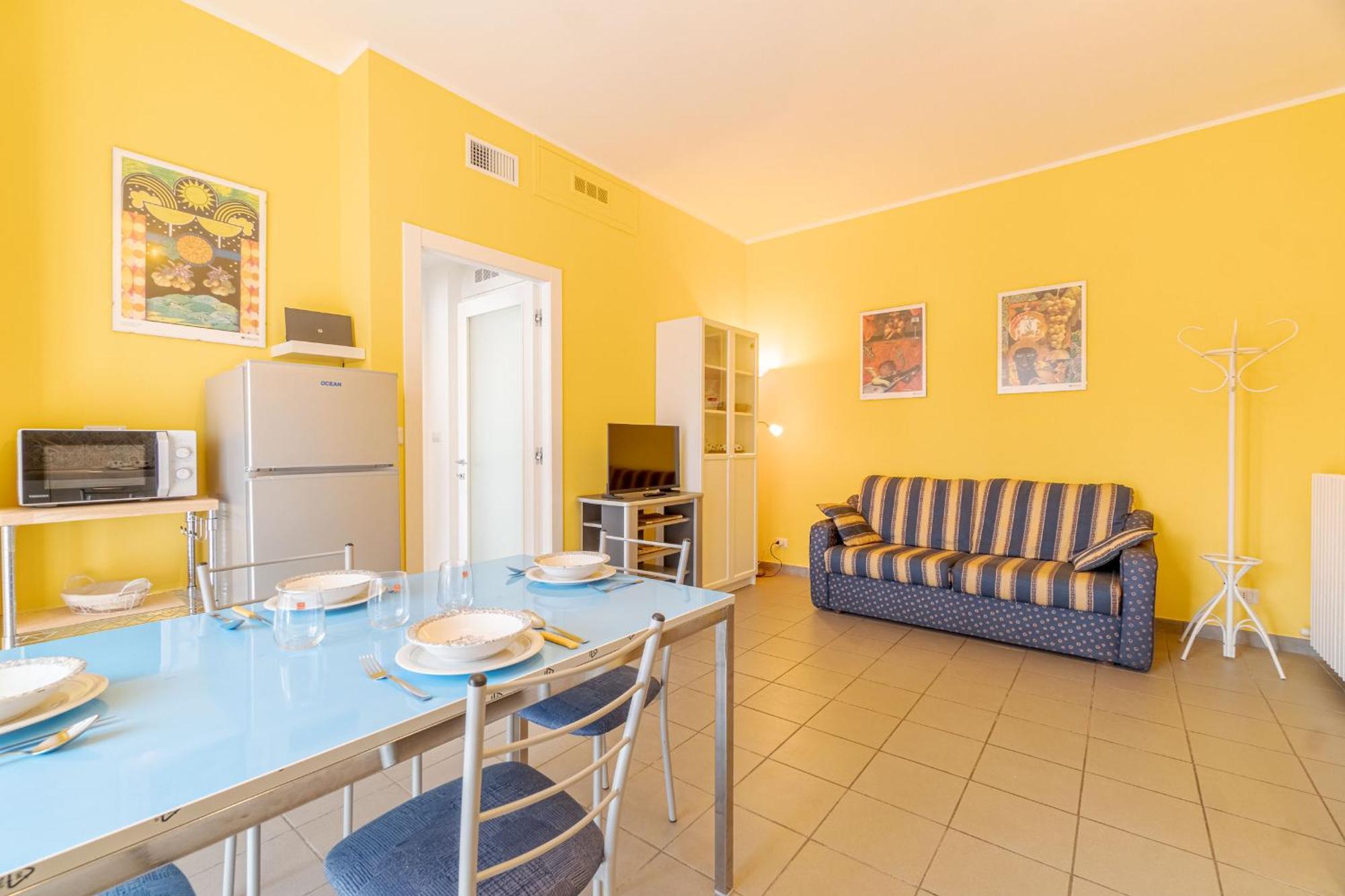 Asti Comentina Railway Functional Flat Extérieur photo